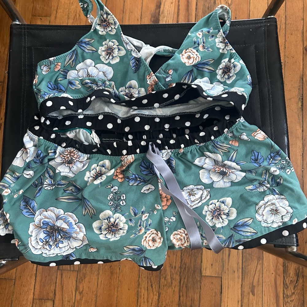 Majamas Sleep set w/nursing bra and shorts-size L- $20 for set